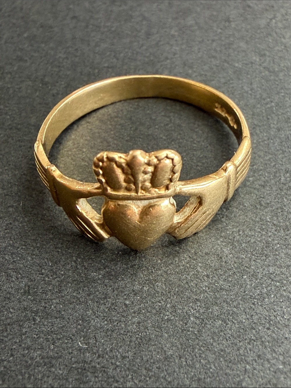 10K Yellow Gold Claddagh Ring – Size 7, 2g, Classic Irish Design